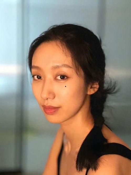 吃瓜夫妻娱乐圈百度云,娱乐圈背后的甜蜜与争议